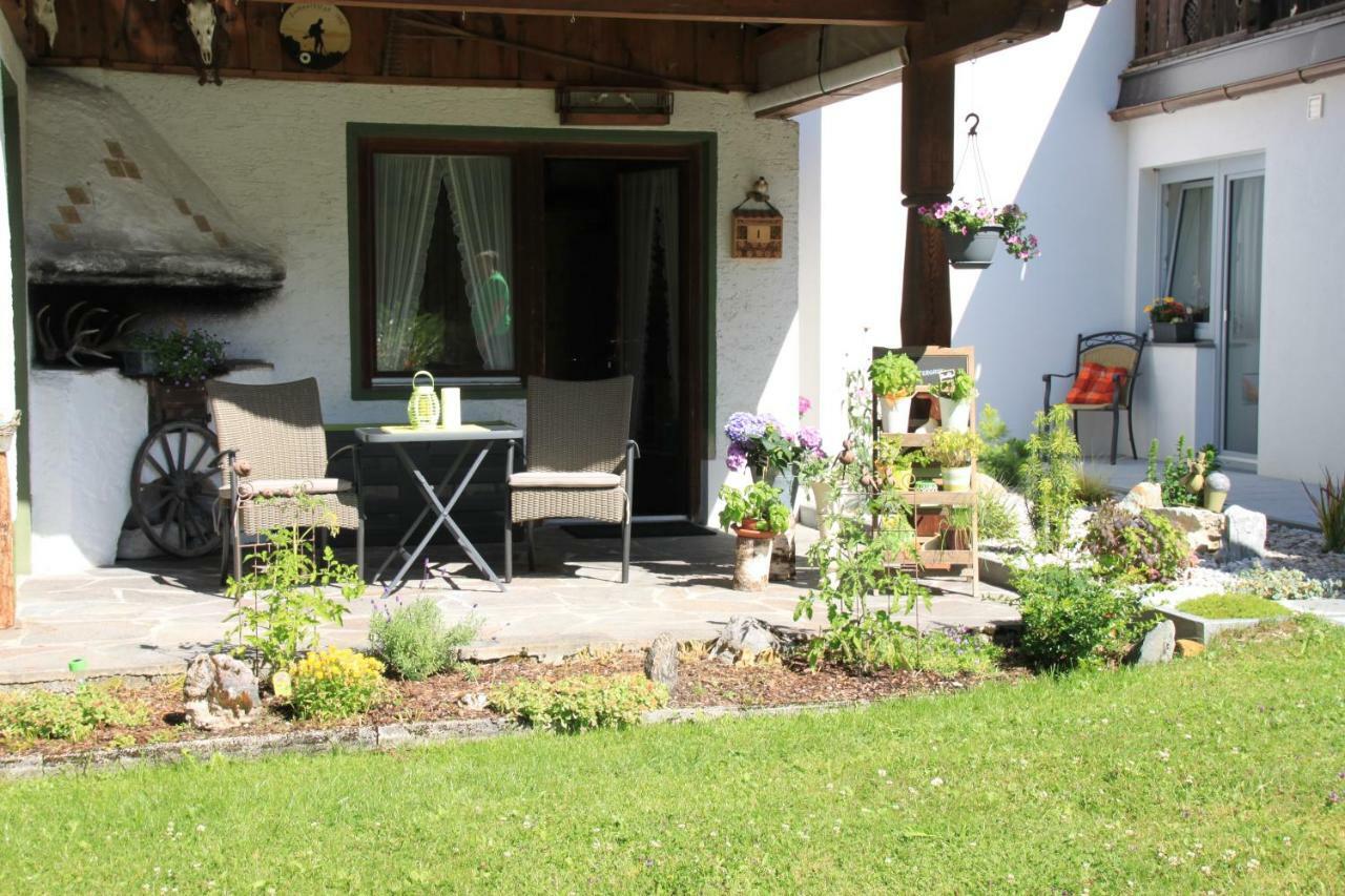 Ferienhaus Tannenblick Leutasch Exterior photo