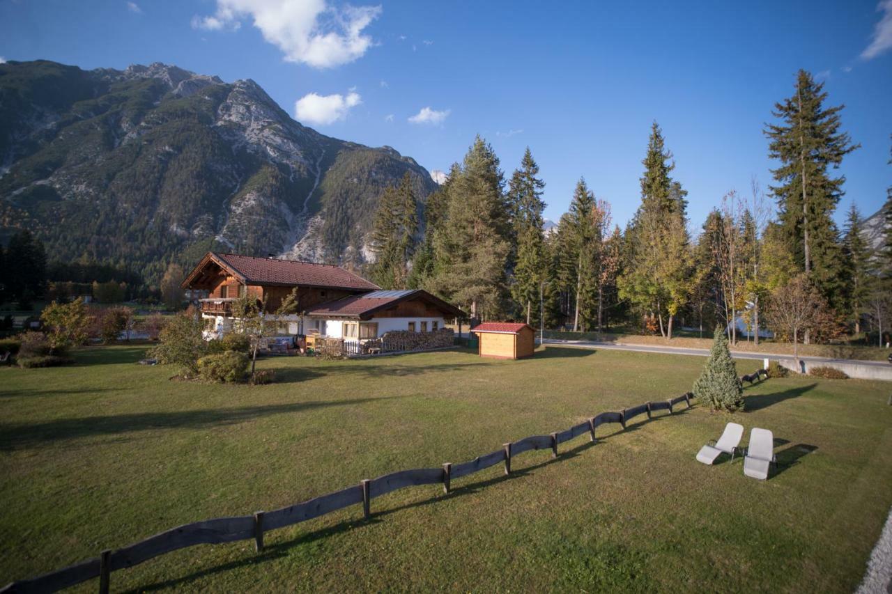Ferienhaus Tannenblick Leutasch Exterior photo
